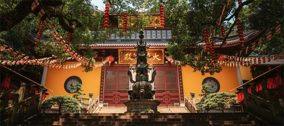 From Ancient Temple to Your Fingertips — Why Every Lydazz Jewelry Piece Must Be Baptized by "Incense Fire" | Brand Column 01