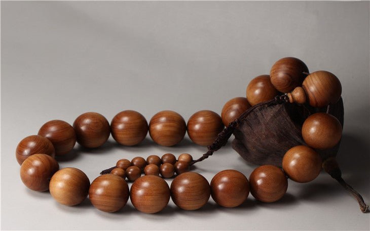 Sandalwood Bracelet: Symbolism, Benefits, and Spiritual Properties - LYDAZZ
