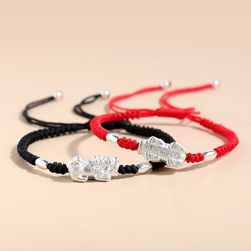 Wealth Guardian Pi Yao Charm Bracelet - Peace &amp; Protection - Stage shot of two in one styles